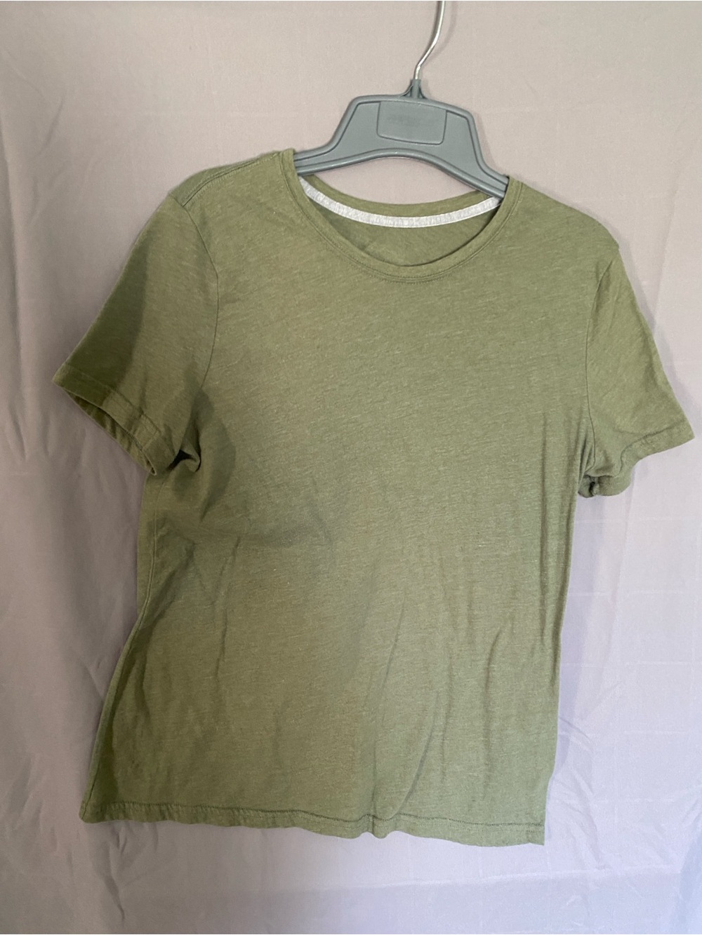 Time and Tru Olive Green Short Sleeve Tee